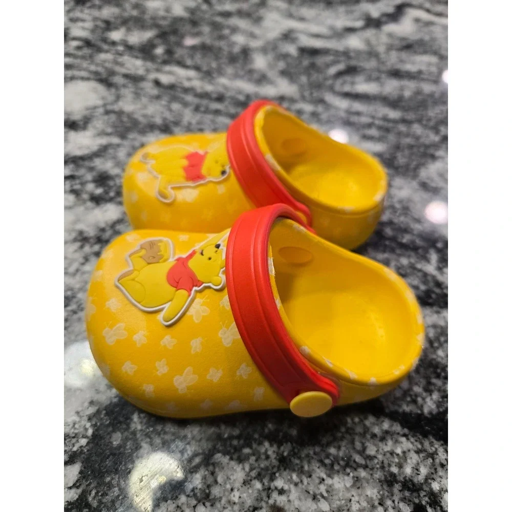 Disney Winnie the Pooh Yellow‎ Clogs Sandals Toddler Size 3 Red Strap Slip-On